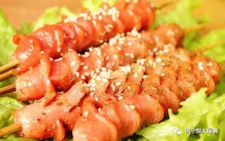 瓜哥吃烤肠,瓜哥的烤肠美食之旅