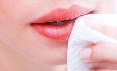 吃生茭瓜嘴唇发麻,揭秘饮食中的安全警示